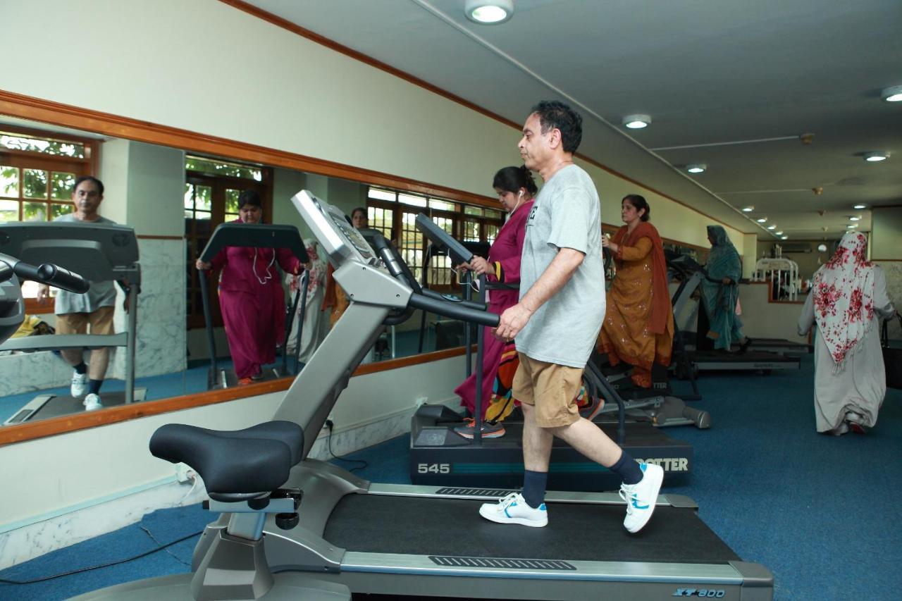 Regent Plaza Hotel & Convention Center Karachi Luaran gambar