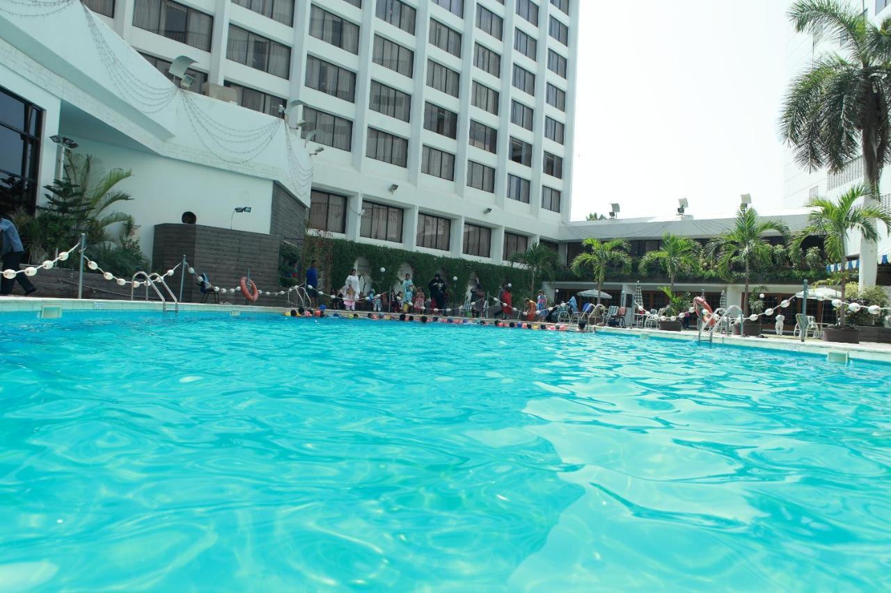 Regent Plaza Hotel & Convention Center Karachi Luaran gambar