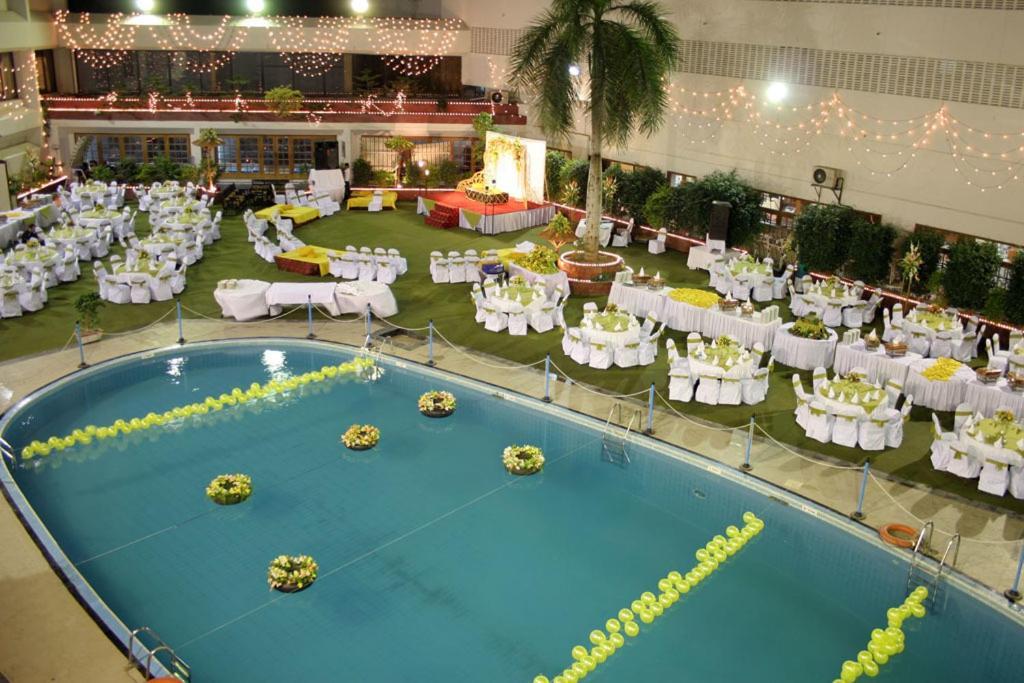 Regent Plaza Hotel & Convention Center Karachi Luaran gambar